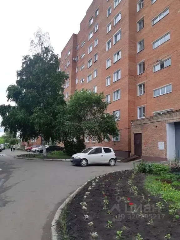 2-к кв. Омская область, Омск ул. 3-я Железнодорожная, 13 (48.8 м) - Фото 1