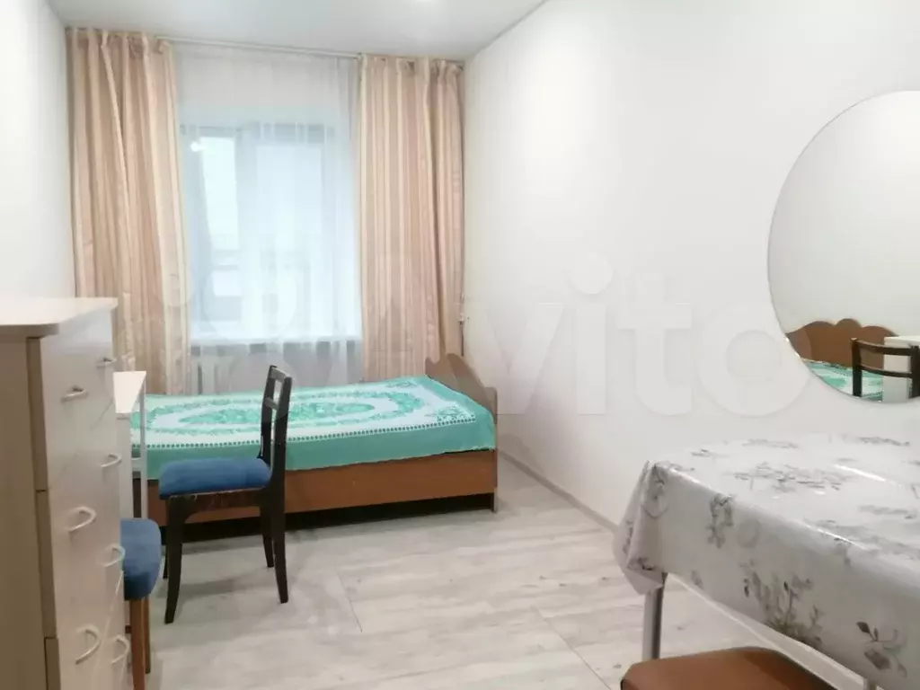 Комната 12 м в 5-к., 2/4 эт. - Фото 0