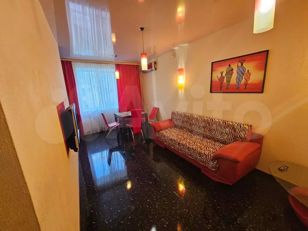 2-к. квартира, 70 м, 2/5 эт. - Фото 0