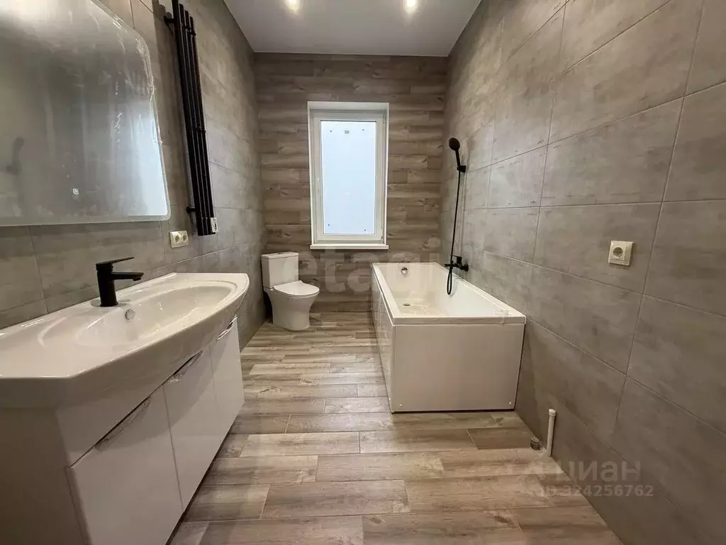 Дом в Белгородская область, Белгородский район, Дубовское с/пос, пос. ... - Фото 1