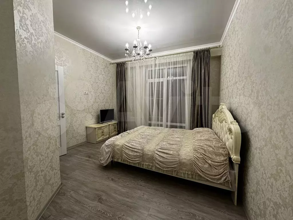 2-к. квартира, 90 м, 3/3 эт. - Фото 1