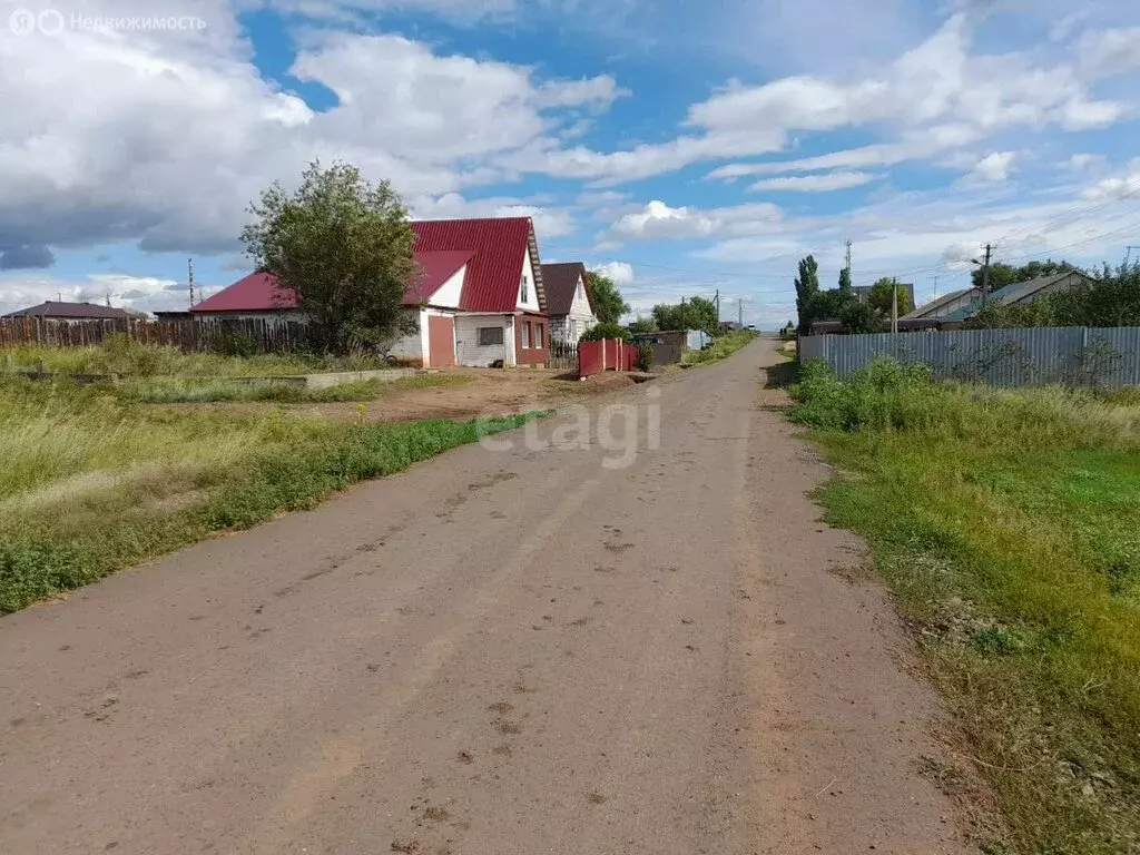 Участок в посёлок Приуральский, Северная улица (12 м) - Фото 0