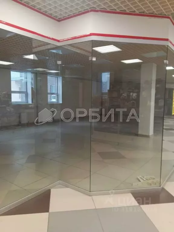 Торговая площадь в Тюменская область, Тюмень Тюменский-2 мкр, ул. ... - Фото 0
