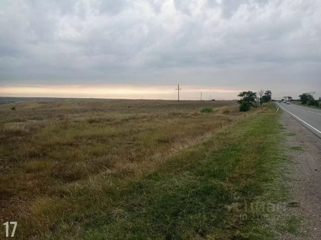 Участок в Крым, Симферопольский район, с. Пожарское ул. Николаевская ... - Фото 0