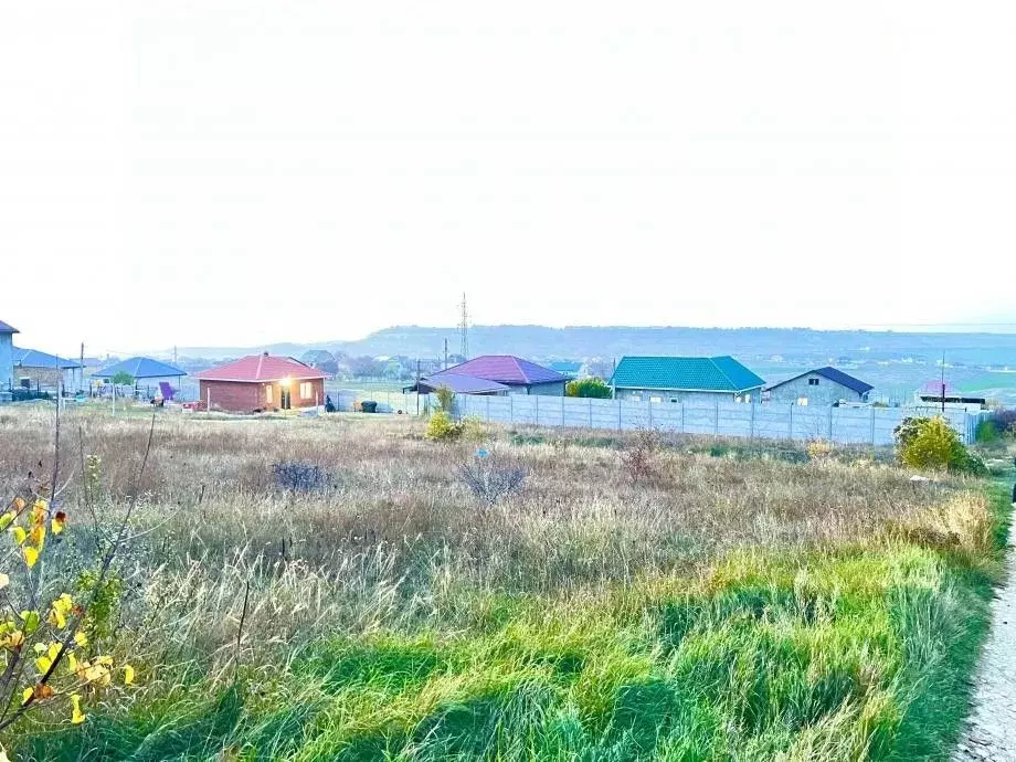Участок в Крым, Бахчисарайский район, Почтовское с/пос, с. Приятное ... - Фото 2