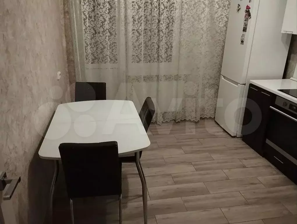 2-к. квартира, 54 м, 6/17 эт. - Фото 1