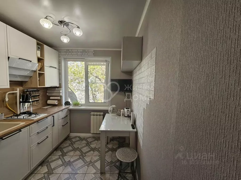 2-к кв. Волгоградская область, Волгоград Пролетарская ул., 19 (44.2 м) - Фото 0