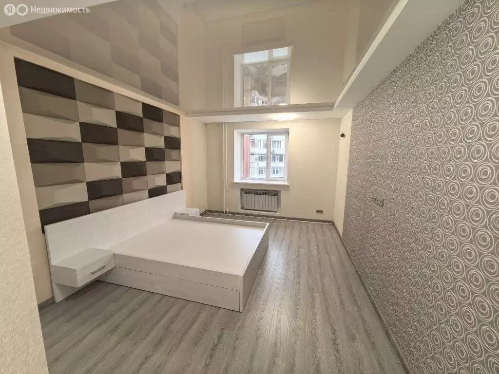 3-комнатная квартира: Тюмень, Сургутская улица, 11к3 (78 м) - Фото 1