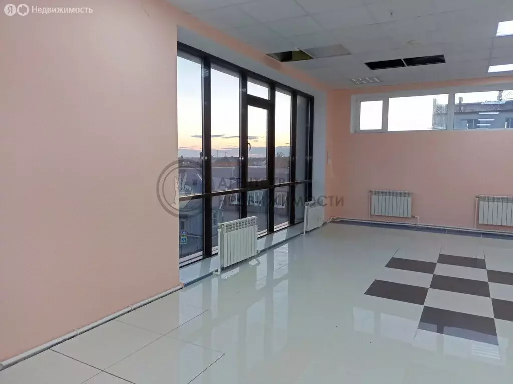 Помещение свободного назначения (1320 м) - Фото 2