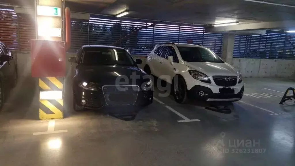 Гараж в Тюменская область, Тюмень Военная ул., 39 (14 м) - Фото 2