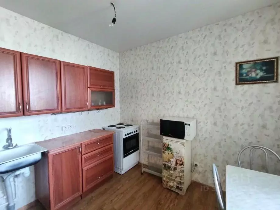 1-к кв. Пермский край, Березники Усольский-2 мкр, ул. Строителей, 5 ... - Фото 1