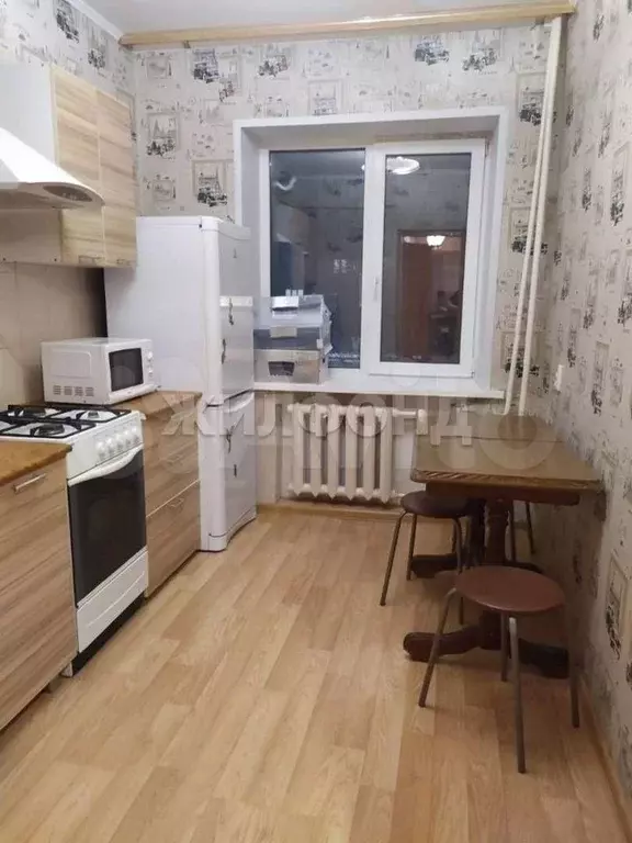 2-к. квартира, 42,7 м, 1/5 эт. - Фото 0