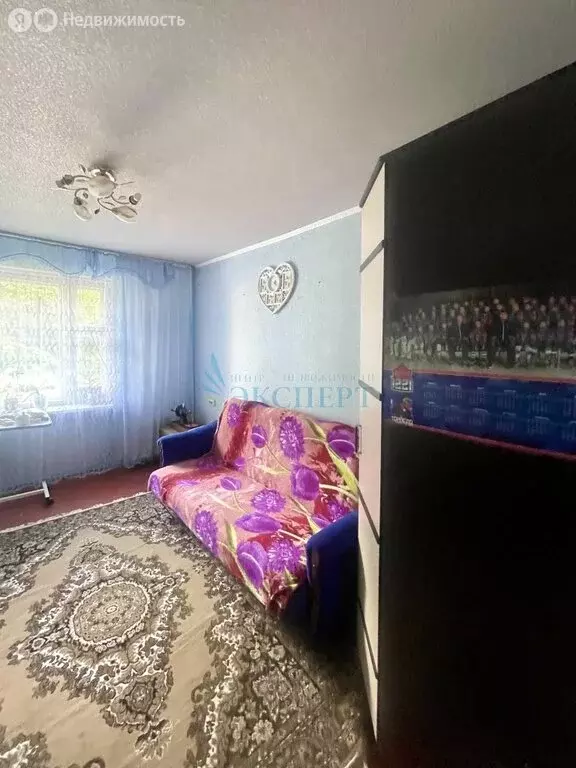 3-комнатная квартира: Нижний Новгород, улица Декабристов, 40 (62 м) - Фото 0