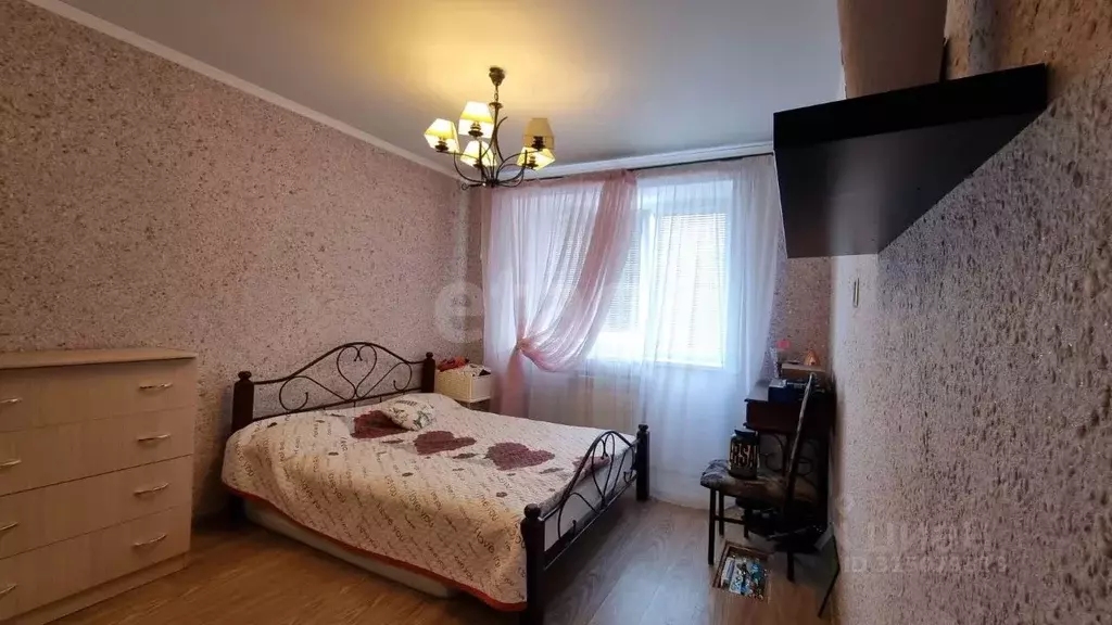 2-к кв. Брянская область, Брянск ул. Чкалова, 2/1 (57.9 м) - Фото 1