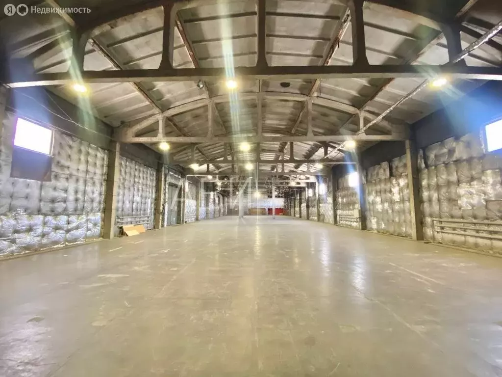 Склад (1385 м) - Фото 1