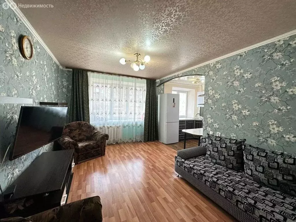 3-комнатная квартира: Туймазы, проспект Ленина, 1 (57.1 м) - Фото 2