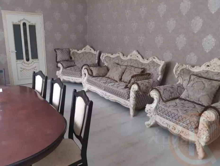 Дом в Крым, Симферополь ул. 60 лет Октября (100 м) - Фото 1