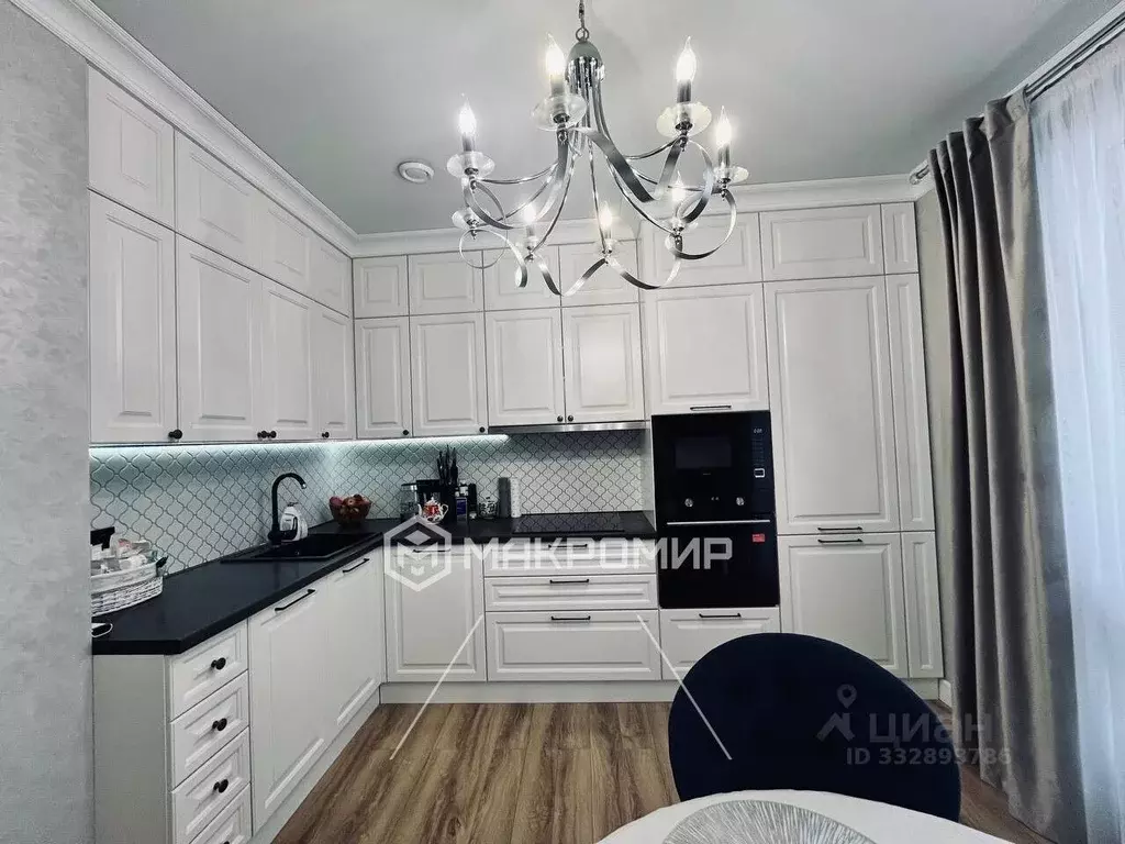 2-к кв. Татарстан, Казань ул. Габдуллы Кариева, 4А (61.3 м) - Фото 1