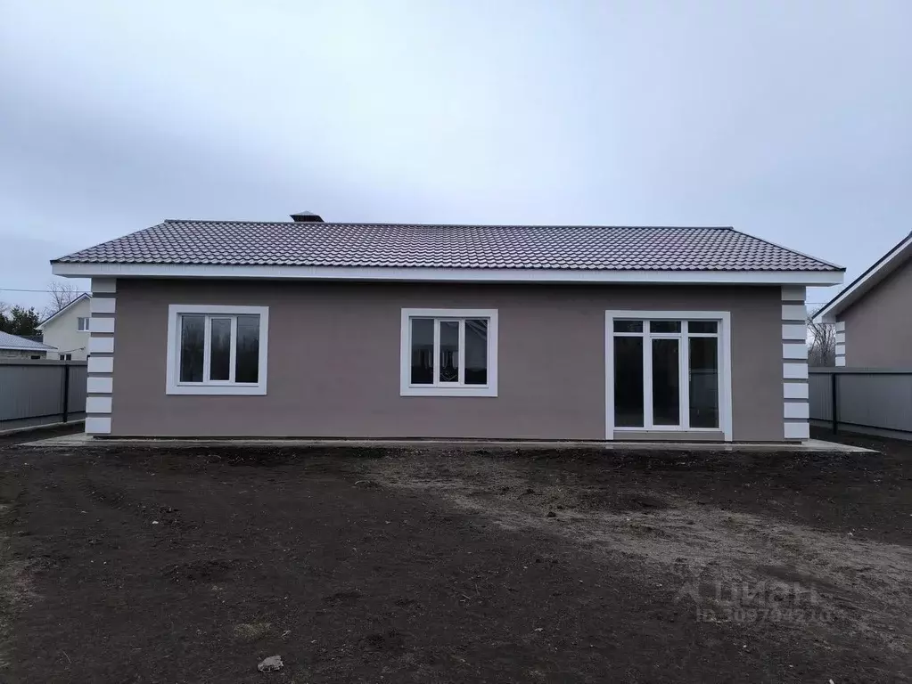 Дом в Самарская область, Ставропольский район, с. Ягодное  (100 м) - Фото 2