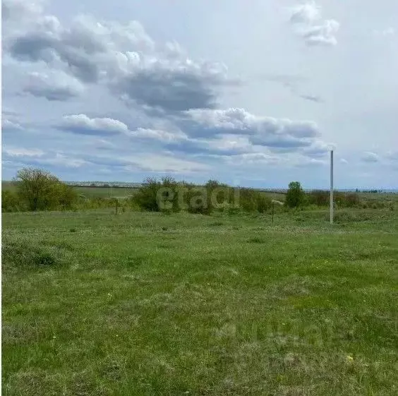 Участок в Башкортостан, Иглинский район, Акбердинский сельсовет, д. ... - Фото 0