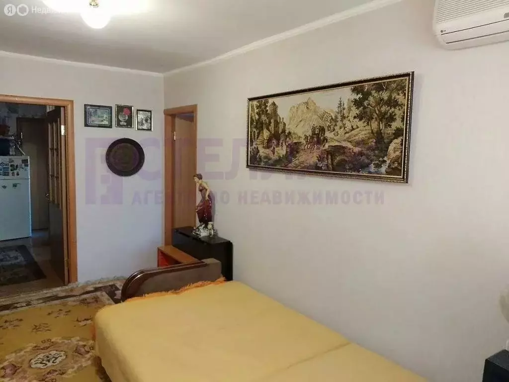 3-комнатная квартира: Керчь, улица Маршала Ерёменко, 39 (50.2 м) - Фото 2