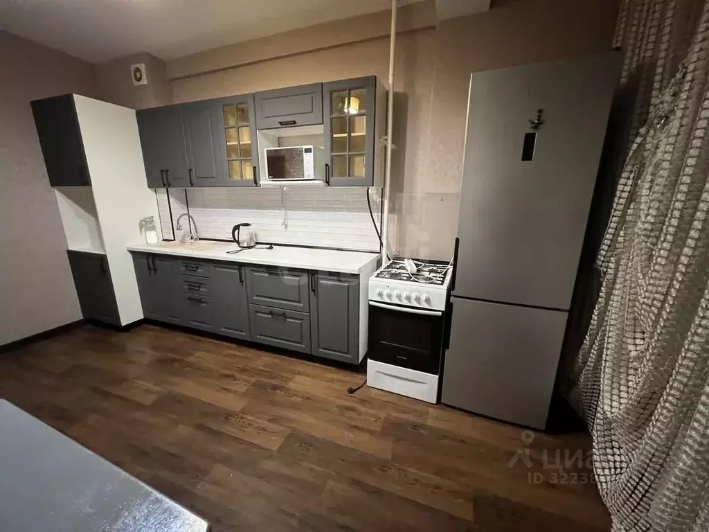 2-к кв. Ямало-Ненецкий АО, Новый Уренгой просп. Губкина, 26 (64.0 м) - Фото 2