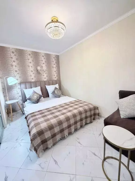 1-к кв. Крым, Симферополь просп. Кирова, 12 (42.0 м) - Фото 1