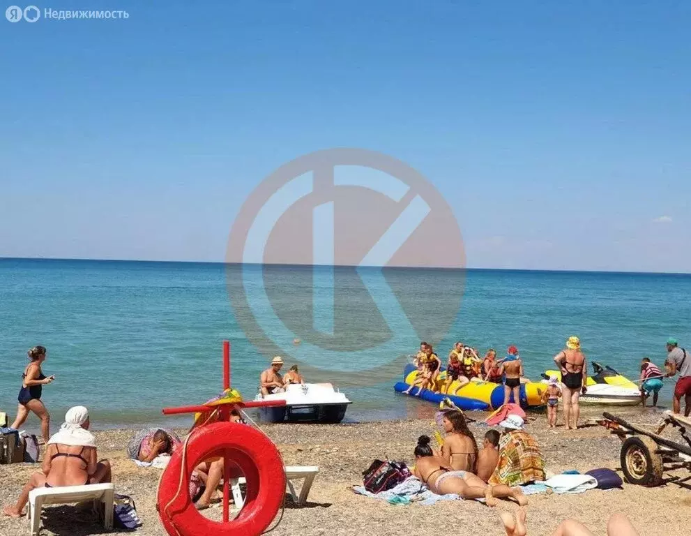 Участок в село Береговое, Центральная улица, 30А (18 м) - Фото 0