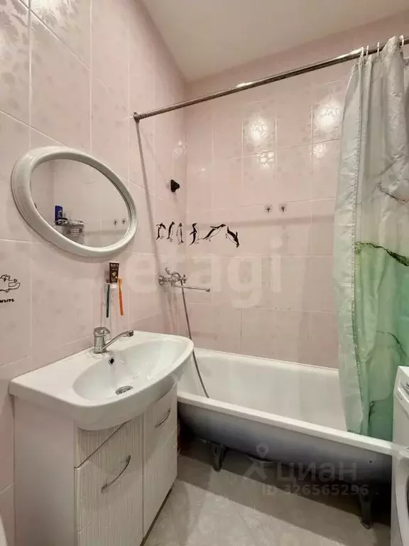 1-к кв. Краснодарский край, Геленджик Новороссийская ул., 169 (36.5 м) - Фото 2