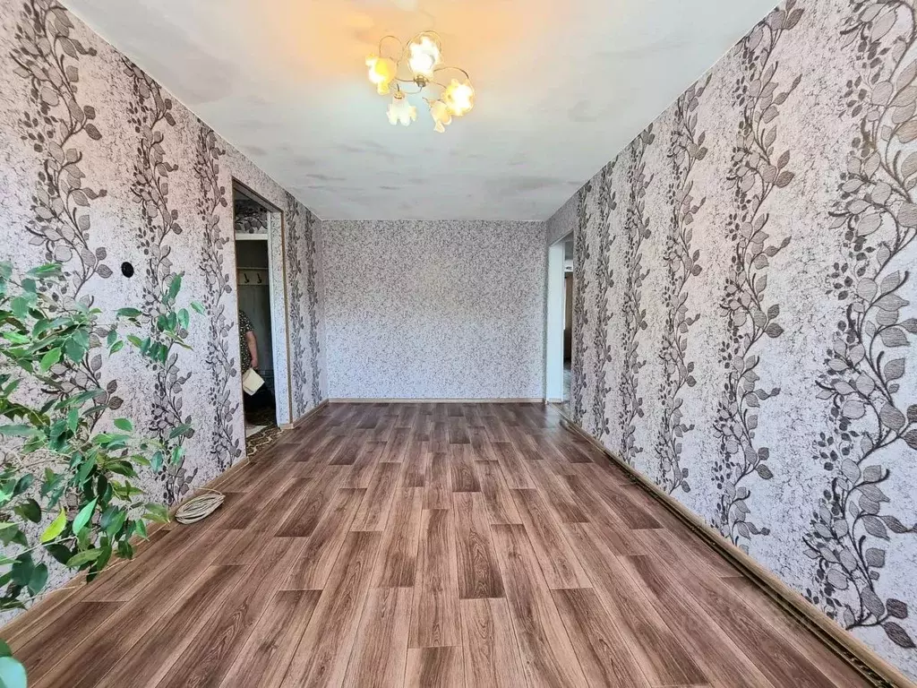 3-к кв. Орловская область, Орел Комсомольская ул., 356 (58.3 м) - Фото 1