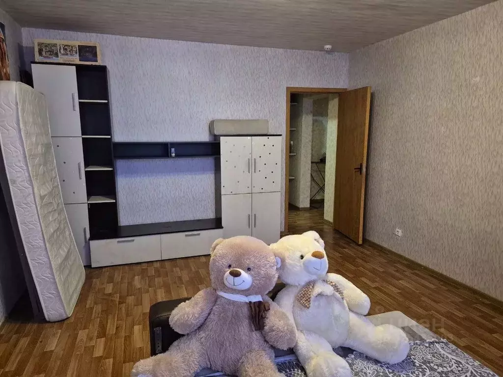 3-к кв. Москва Синявинская ул., 11к10 (89.2 м) - Фото 2