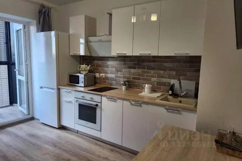 1-к кв. Воронежская область, Воронеж ул. 9 Января, 68к1 (42.0 м) - Фото 2