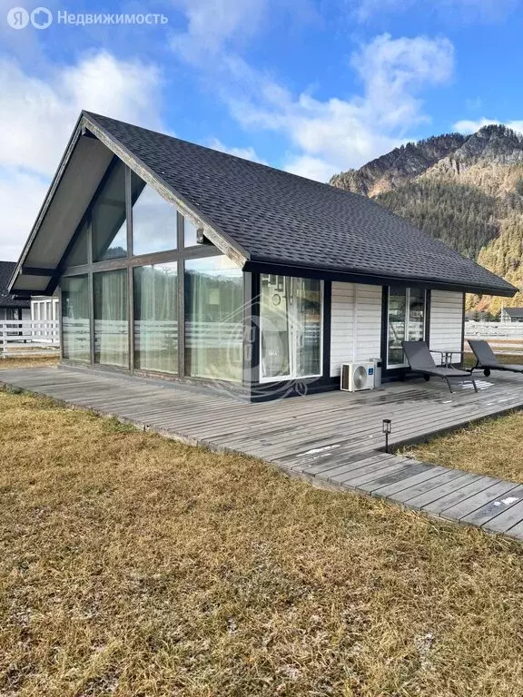 Дом в Чемальский район, Узнезинское сельское поселение, клубный ... - Фото 1