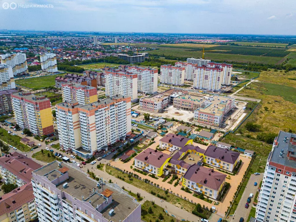 2-комнатная квартира: Краснодар, Зеленоградская улица, 34 (55 м) - Фото 0