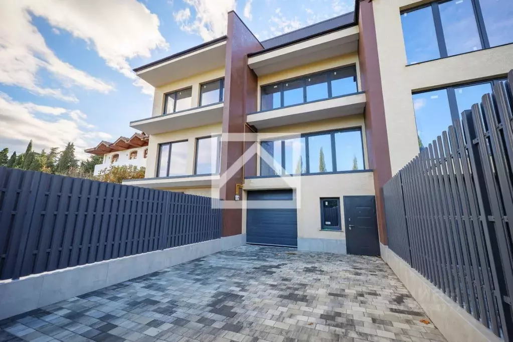 Таунхаус в Крым, Ялта муниципальный округ, Массандра пгт ш. Туристов, ... - Фото 1