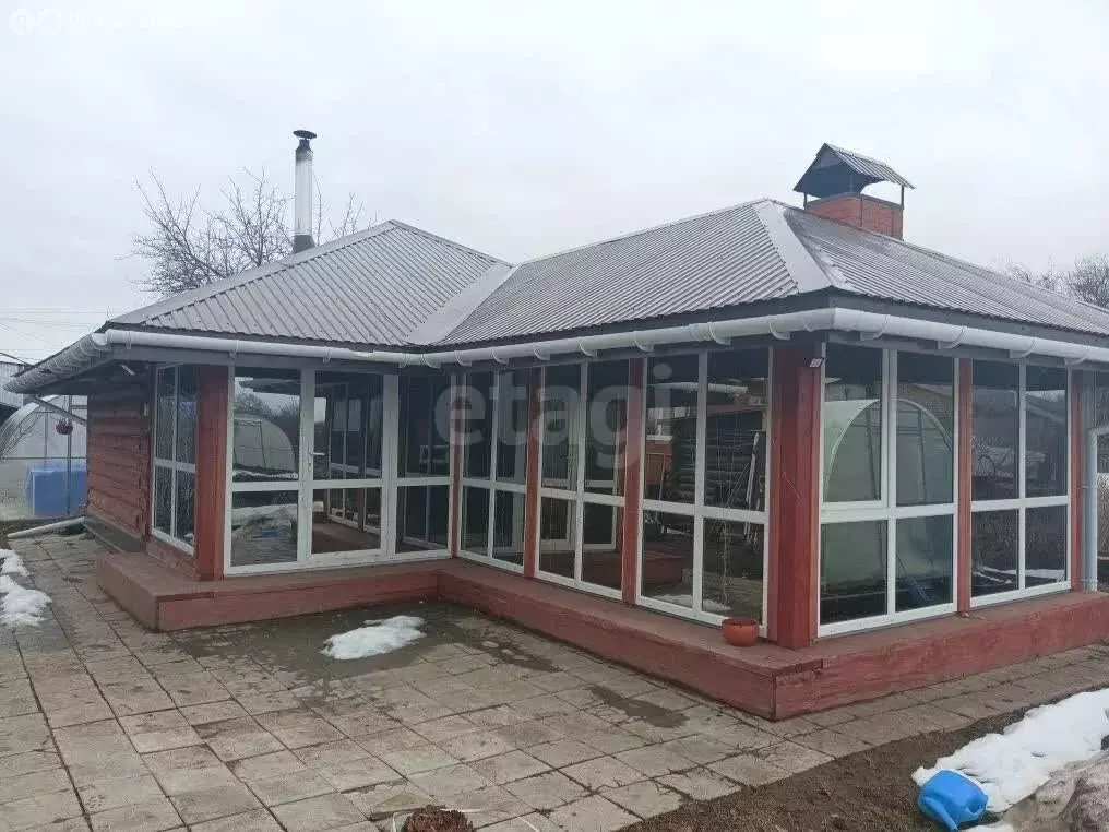 Дом в село Алнаши, Красноармейская улица (90 м) - Фото 1