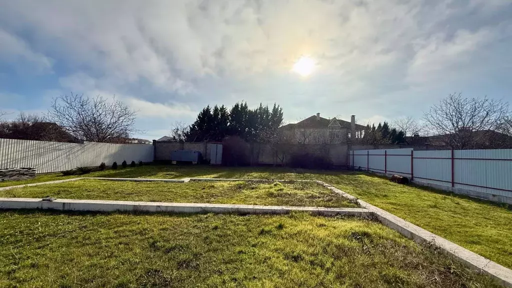 Участок в Крым, Симферопольский район, Трудовское с/пос, пос. Айкаван ... - Фото 1