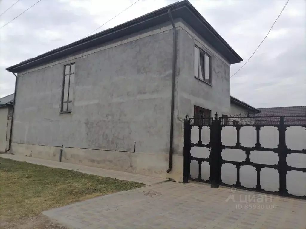 Дом в Кабардино-Балкария, Чегем ул. Ленина, 41 (261 м) - Фото 1
