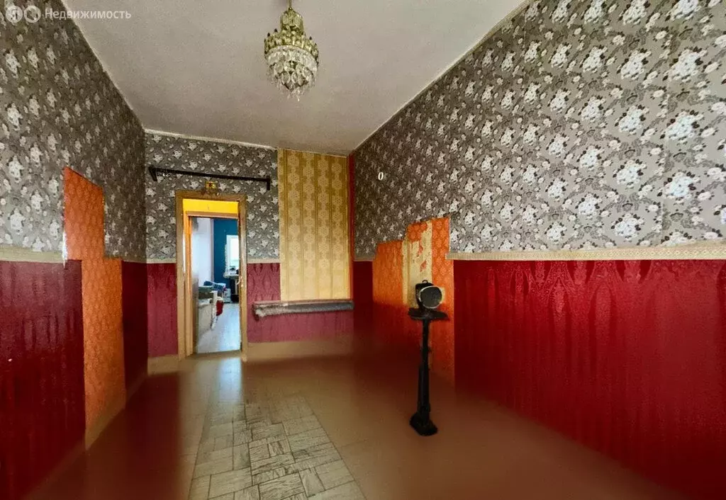 3-комнатная квартира: Волгоград, улица 7-й Гвардейской, 19А (55.2 м) - Фото 0
