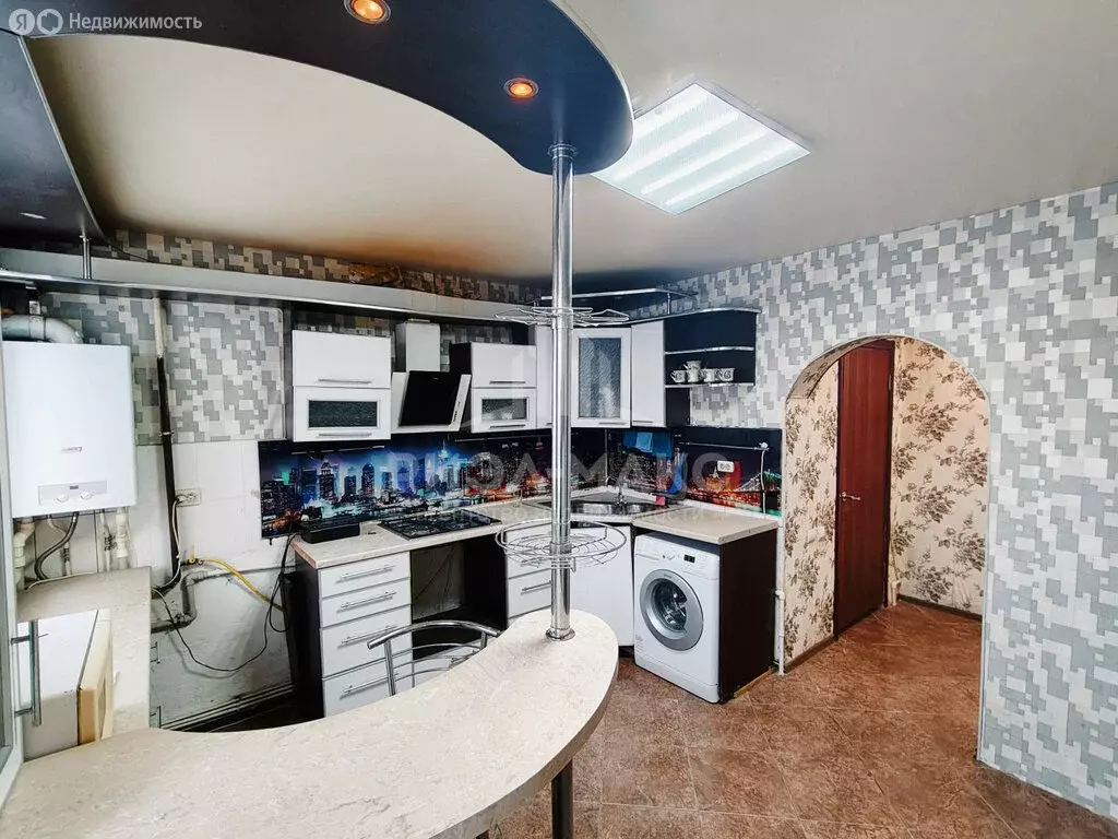 3-комнатная квартира: Брянск, Сталелитейная улица, 5 (86.8 м) - Фото 2