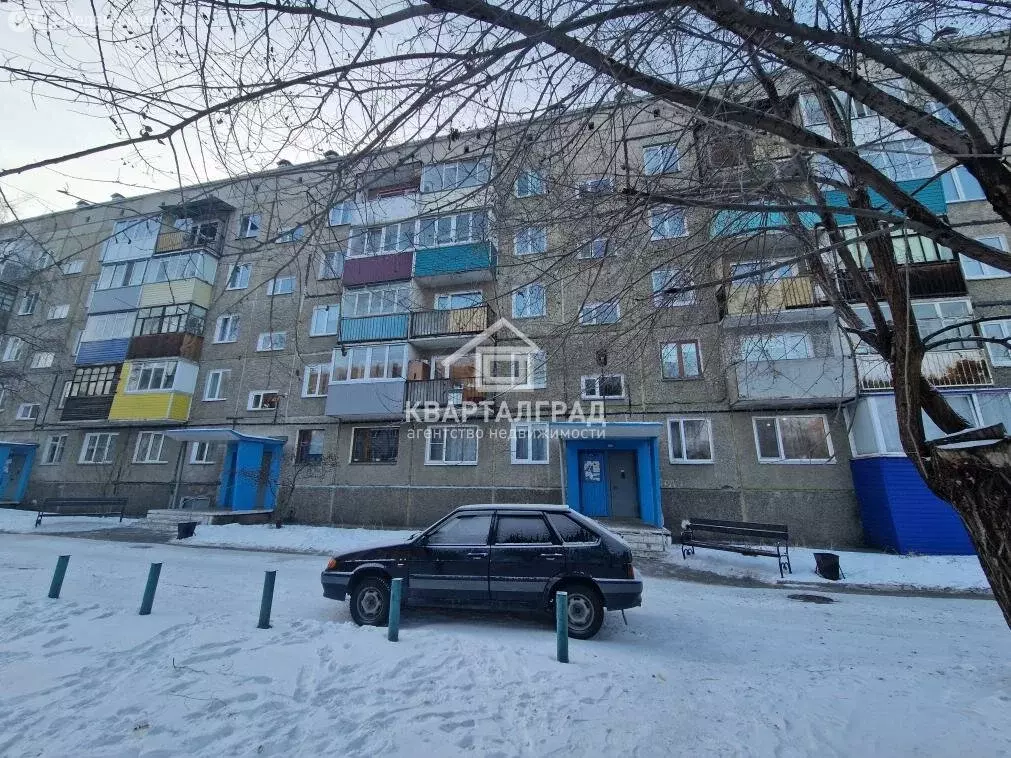 2-комнатная квартира: Саяногорск, микрорайон Заводской, 53 (43.5 м) - Фото 1