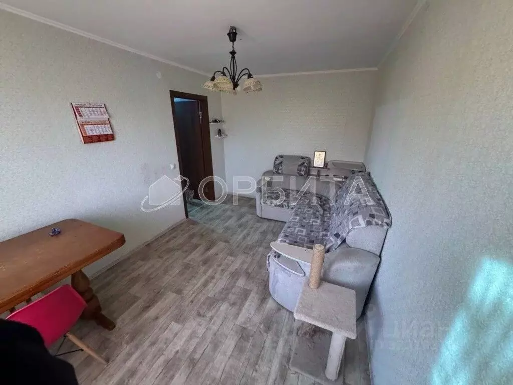 2-к кв. Тюменская область, Тюмень Барнаульская ул., 62 (36.1 м) - Фото 2