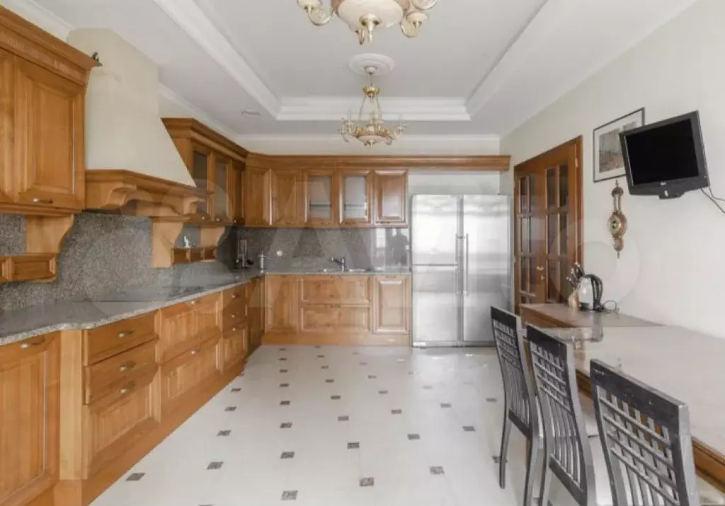 4-к. квартира, 180 м, 7/31 эт. - Фото 1