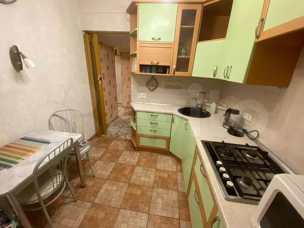 2-к. квартира, 45 м, 1/9 эт. - Фото 1