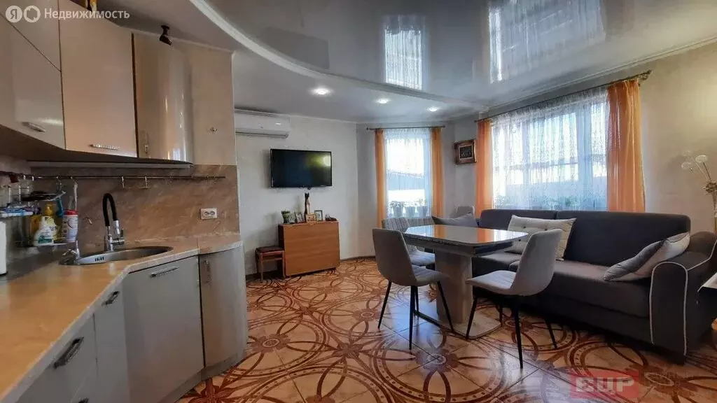 Дом в село Борисовка, Агатовая улица, 87 (160 м) - Фото 1