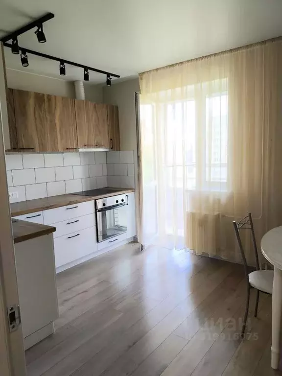 1-к кв. Удмуртия, Ижевск Молодежная ул., 107Д (34.4 м) - Фото 0