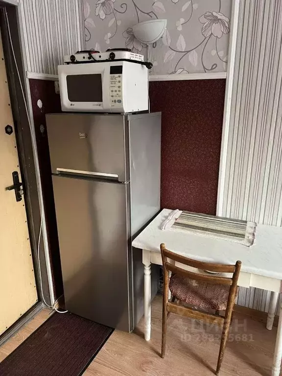 Комната Калининградская область, Калининград Серпуховская ул., 33 - Фото 1