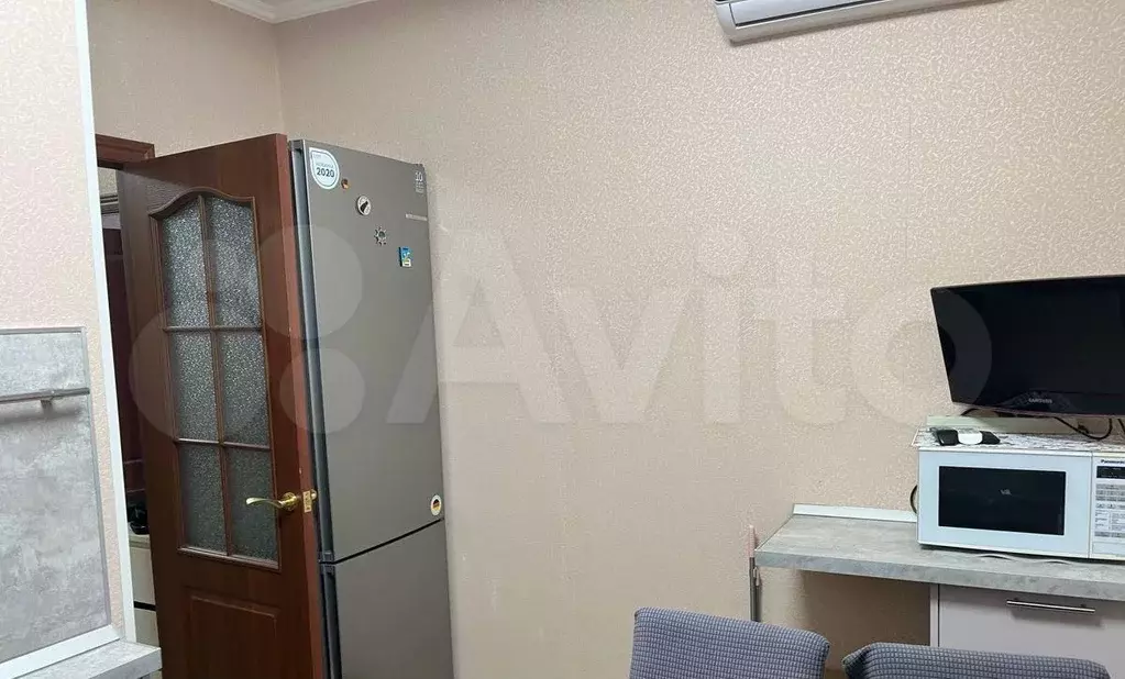 1-к. квартира, 40 м, 10/17 эт. - Фото 1