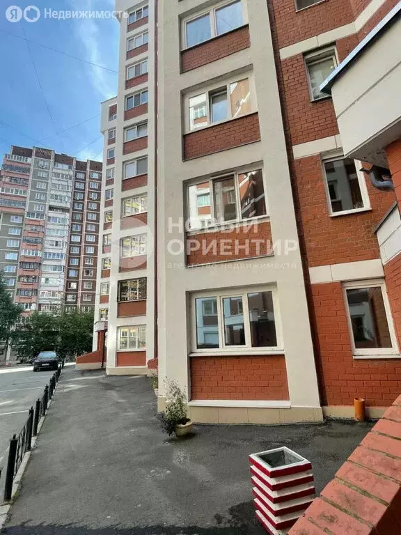 2-комнатная квартира: Екатеринбург, Сиреневый бульвар, 4к4 (56 м) - Фото 1