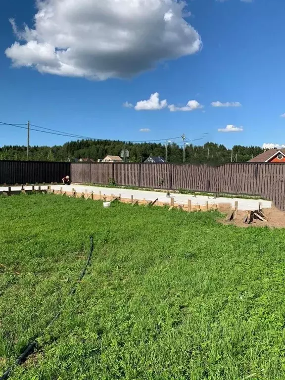 Участок в Ленинградская область, Гатчинский муниципальный округ, д. ... - Фото 2